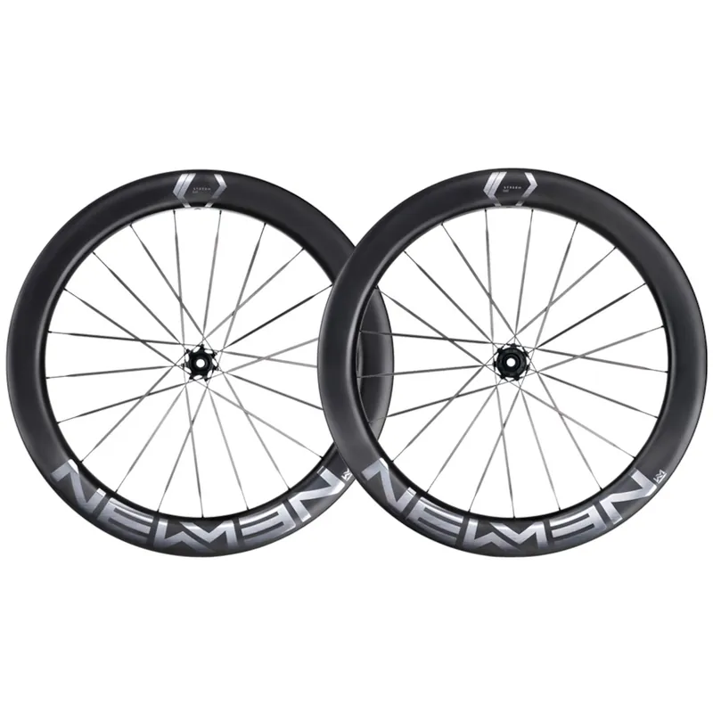 Preisknaller Newmen Streem G.62 CS Laufradsatz - 28" Carbon Clincher Centerlock - 12x100mm/12x142mm - XDR - Silber