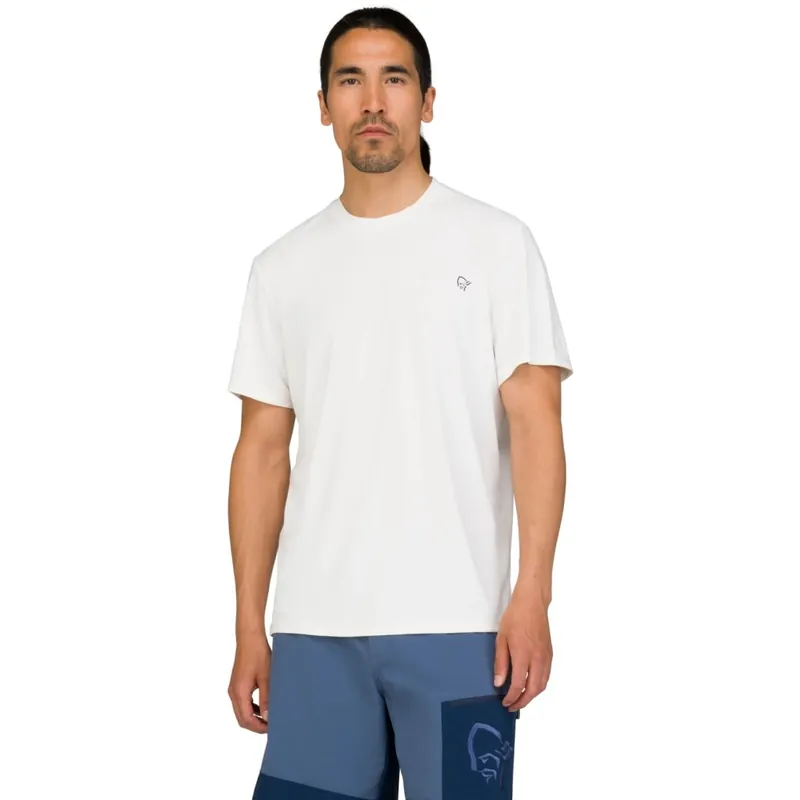 Neu Im Sortiment Norrona femund tech T-Shirt Herren - Snow White