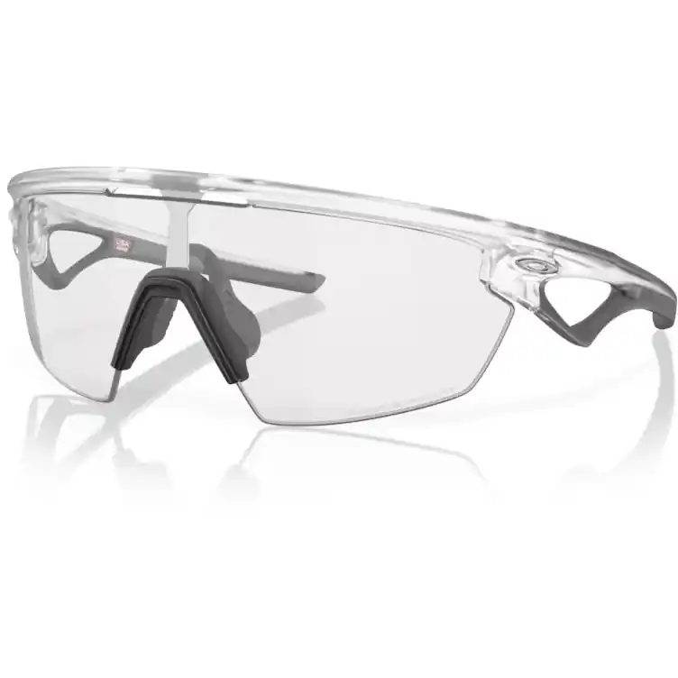 Oakley Sphaera Brille - Photochromic - Matte Clear/Clear To Black Iridium - OO9403-0736 Knallerangebot