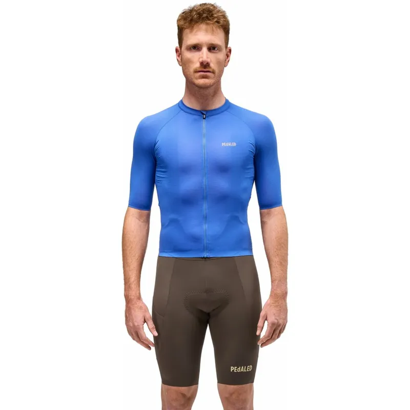 Neue Ware PEdALED E. Lightweight Kurzarmtrikot Herren - Blue 26SLJEL