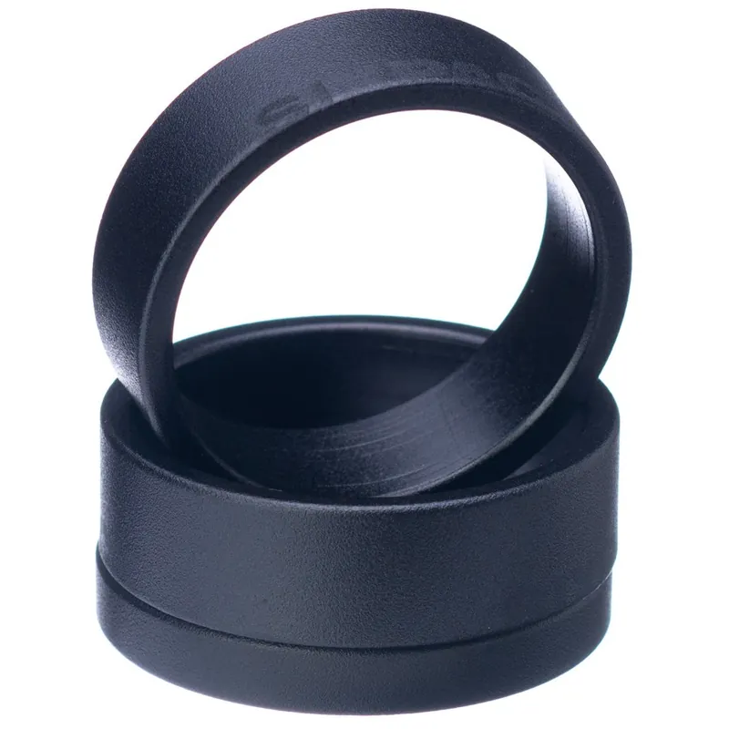 Sixpack Menace Spacer Set - 1 1/8 Zoll - stealth black Online Kaufen