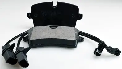 DENCKERMANN B111322 - Bremsbelagsatz, Scheibenbremse Markenprodukt