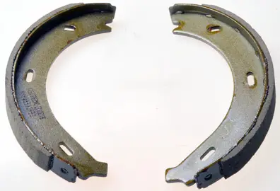 Schnäppchen DENCKERMANN B120127 - Bremsbackensatz