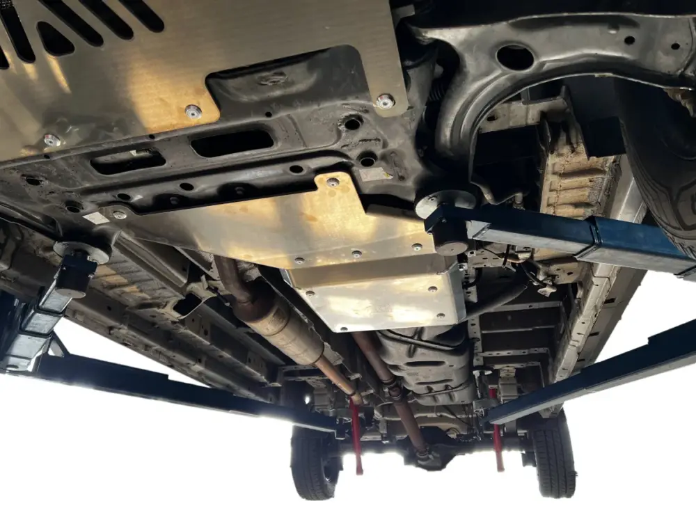 Super-Preis Unterfahrschutz Ford Transit 4x4 ab ‘24, Getriebe/Adblue Tank