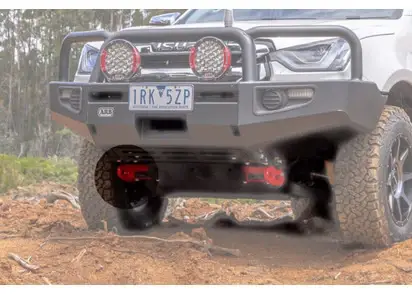 ARB ABSCHLEPPHAKEN ISUZU D-MAX AB 20 RECHTE SEITE Finale Aktion